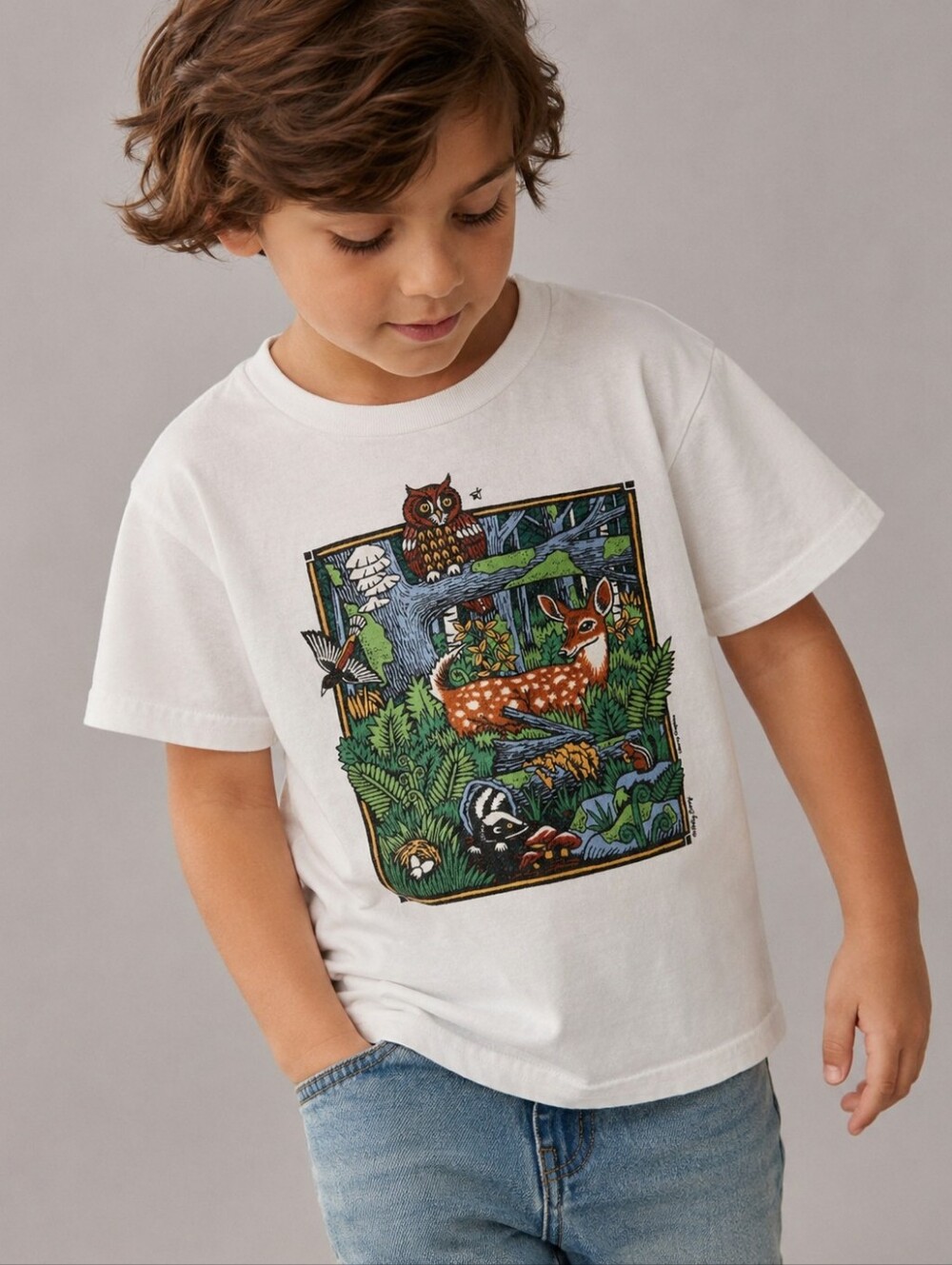 Gildan x Liberty Holly Berry Nature Graphics Forest Scene T Shirt Youth Size XS